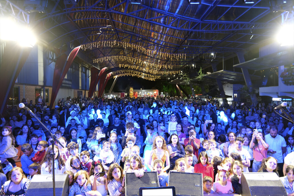 Abertura do Natal Brilha Machadinho encanta com uma noite mágica e emocionante